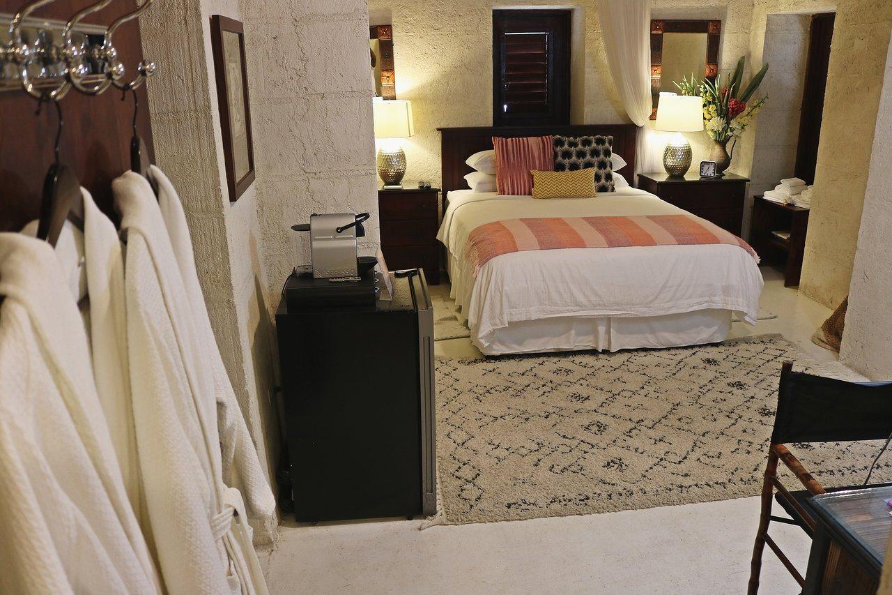 מלון ברידג'טאון Sweetfield Manor מראה חיצוני תמונה