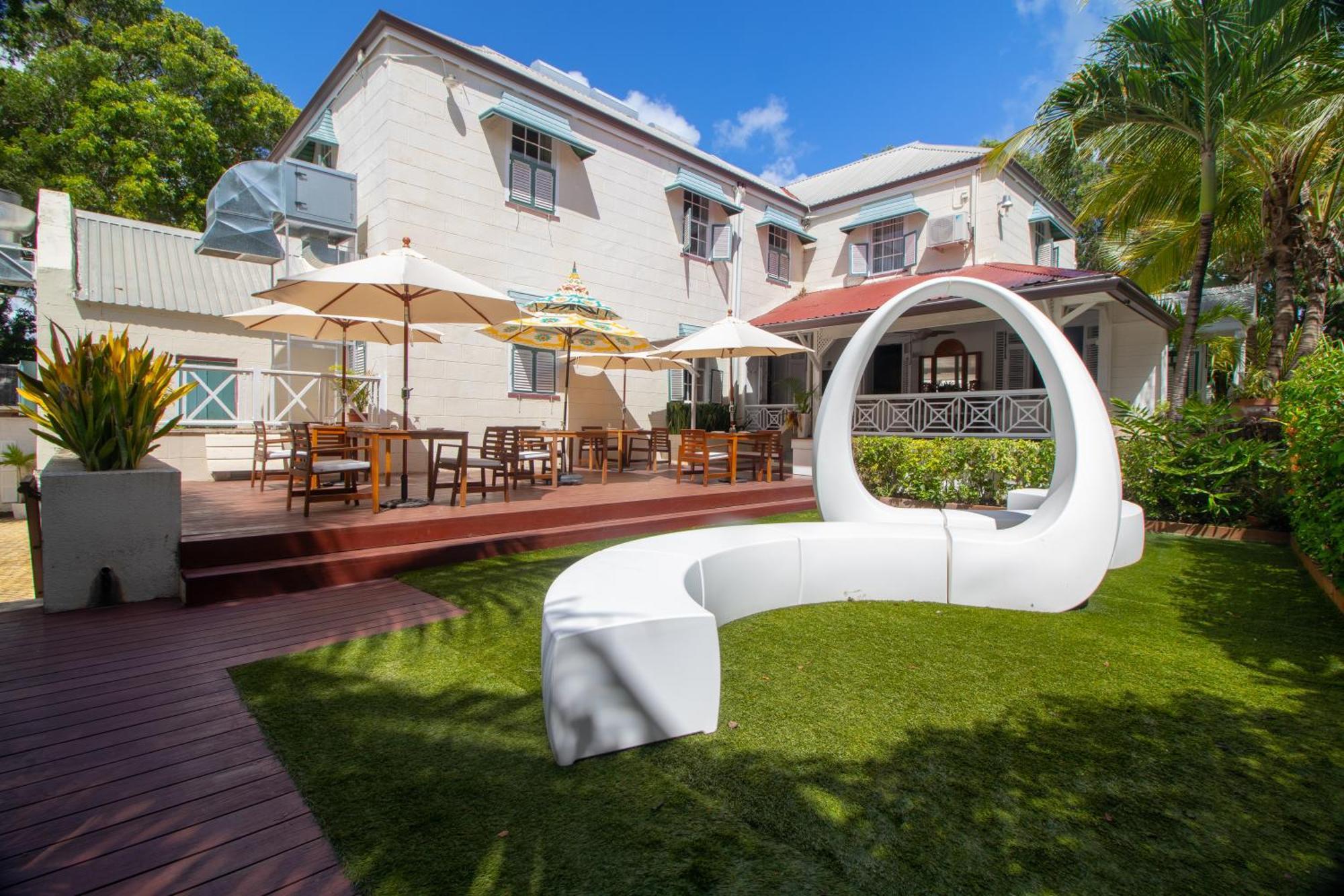 מלון ברידג'טאון Sweetfield Manor מראה חיצוני תמונה