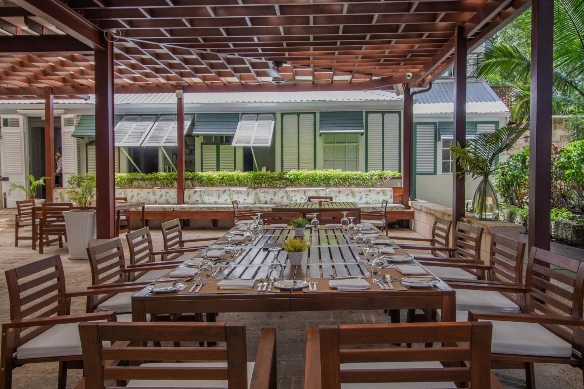 מלון ברידג'טאון Sweetfield Manor מראה חיצוני תמונה